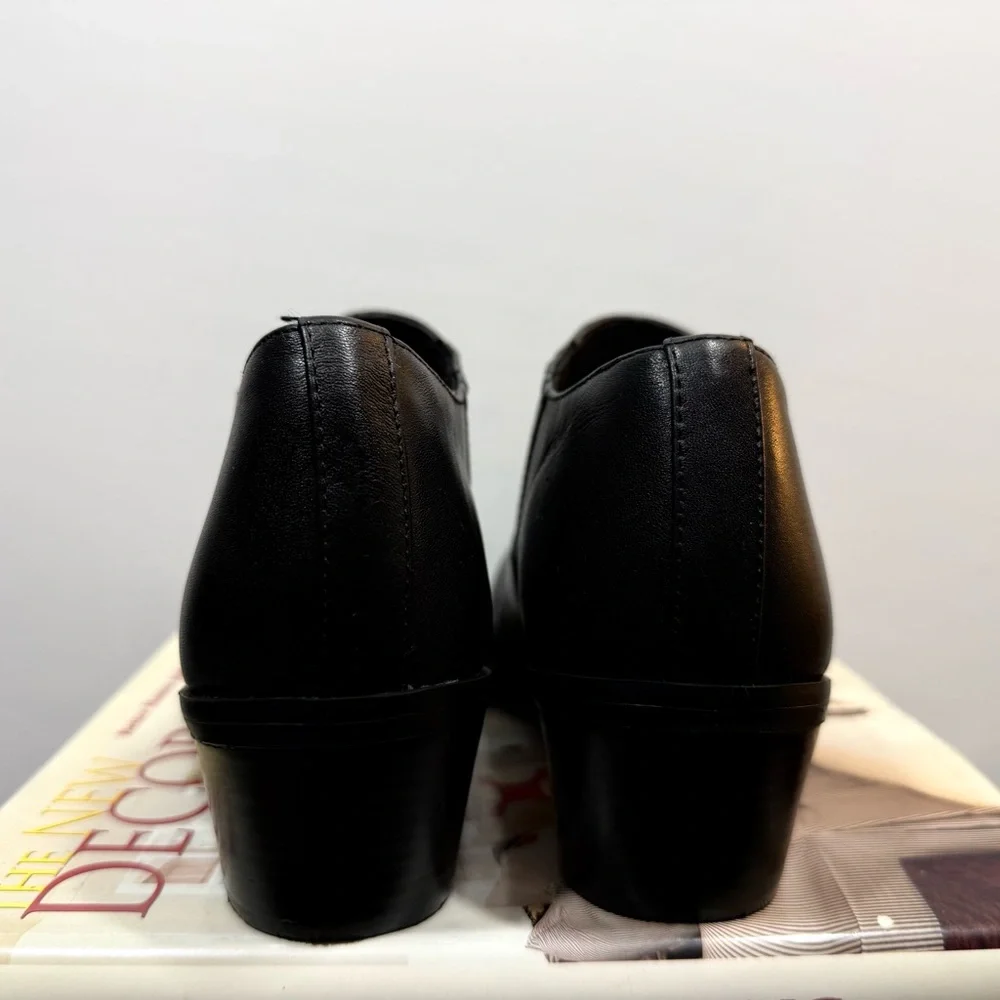 Steve Madden Size 8.5 Black Ankle Booties - Picture 12 of 14